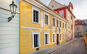 Spa Beerland Chateaux - U Zlate Hrusky / At Golden Pear